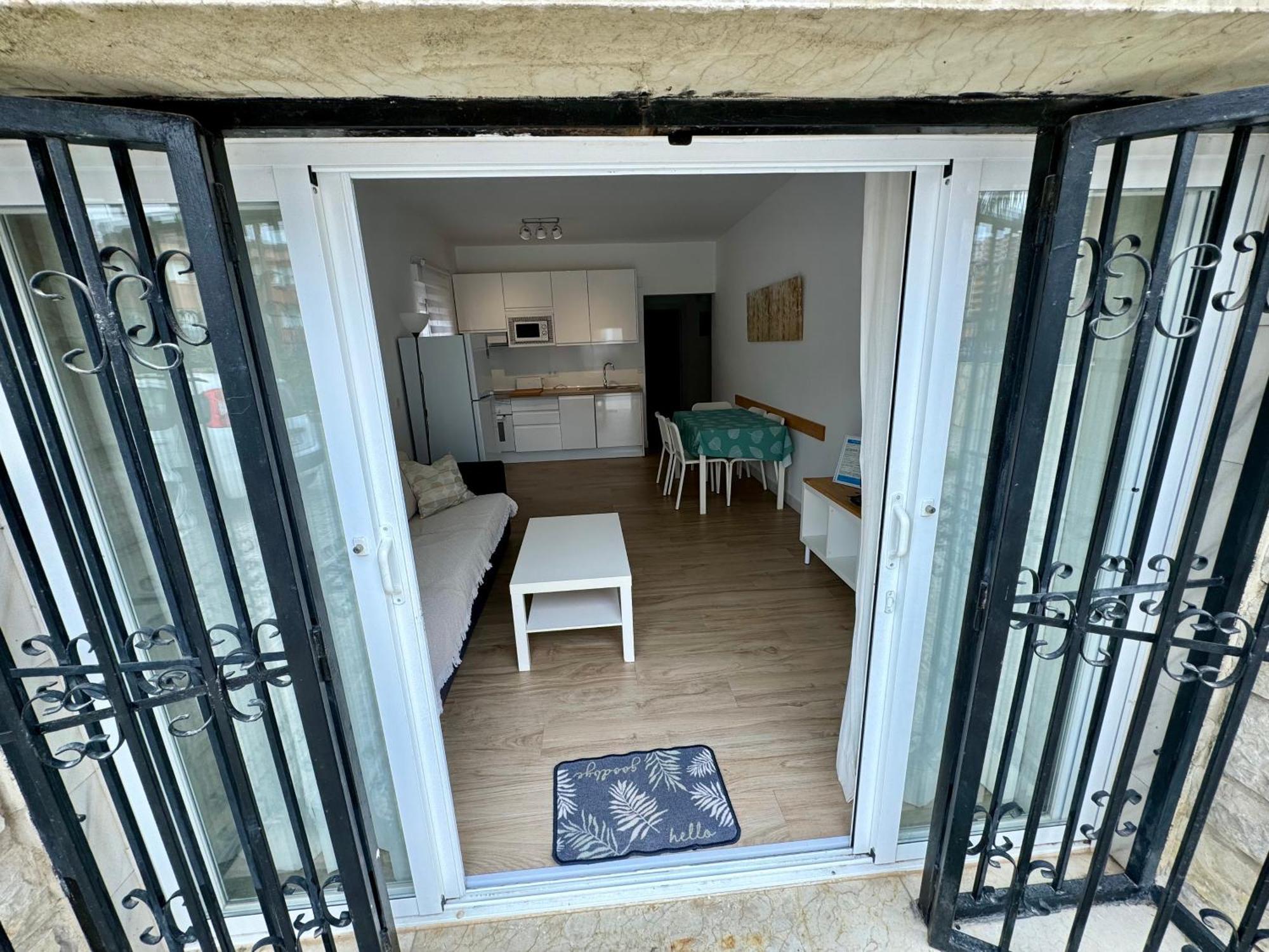 Villa Ana Apartments 貝尼多姆 外观 照片